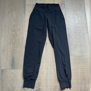 Lululemon Align™ High-Rise Jogger
Full Length